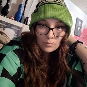 Meet your Posher, Rose